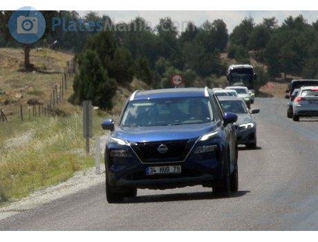 34 HUD 79, Nissan X-Trail