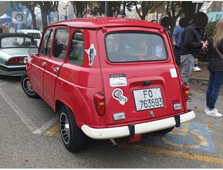 FO 763593, Renault 4