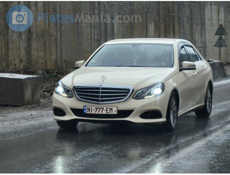 NI-777-EM, Mercedes-Benz E-Klasse