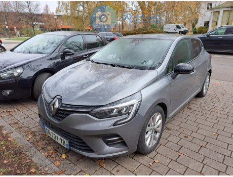 GN-731-YB, Renault Clio