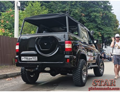 р196вм323, UAZ 3163 Patriot