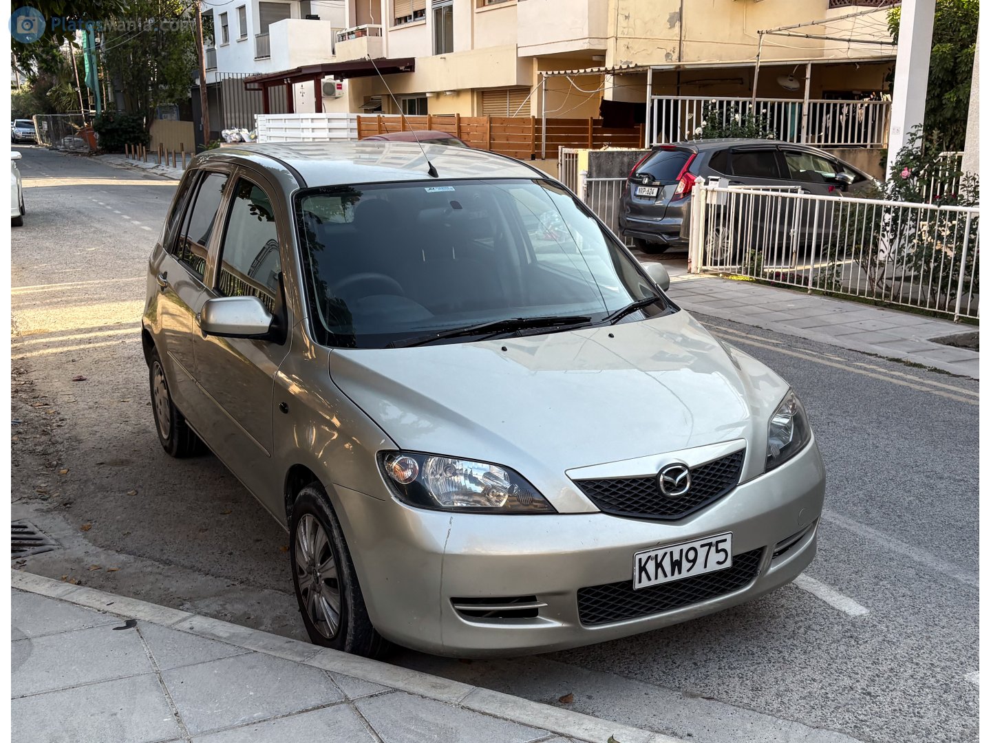 KKW 975, Mazda Demio 2nd gen (DY), 2002–2007