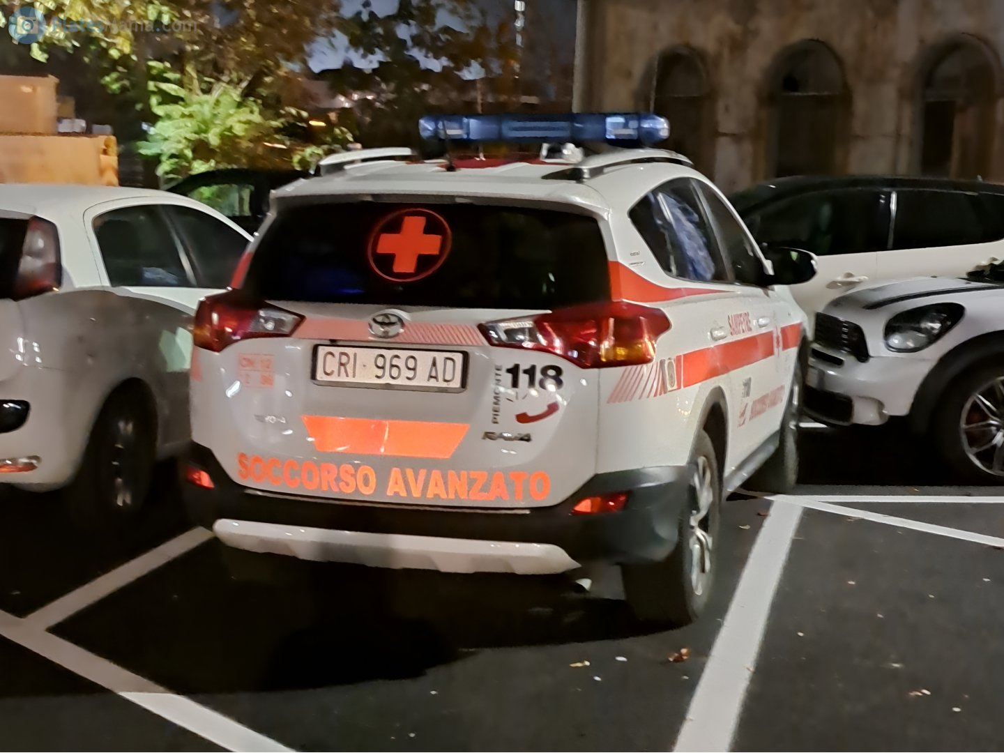 CRI 969 AD, Toyota RAV4 4th gen (XA40), 2012–2015