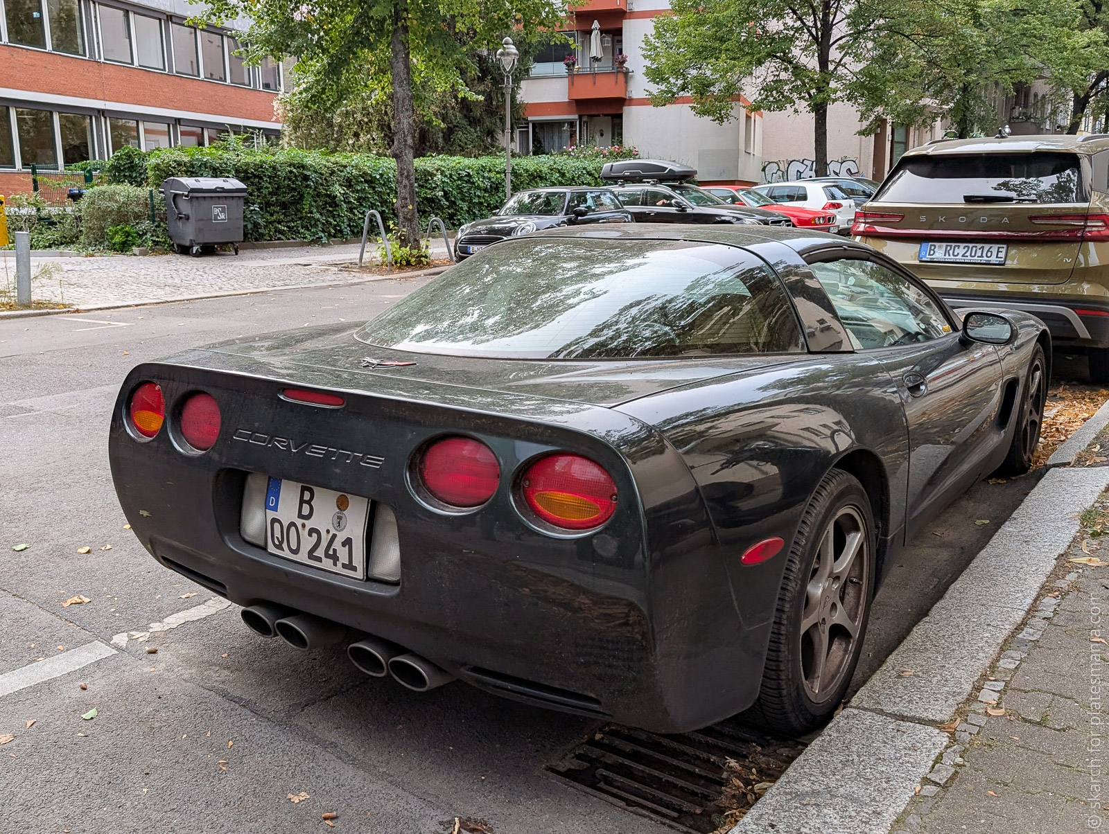B QO 241, Chevrolet Corvette 5th gen Hardtop Coupé (C5; Y-body), 1999–2004