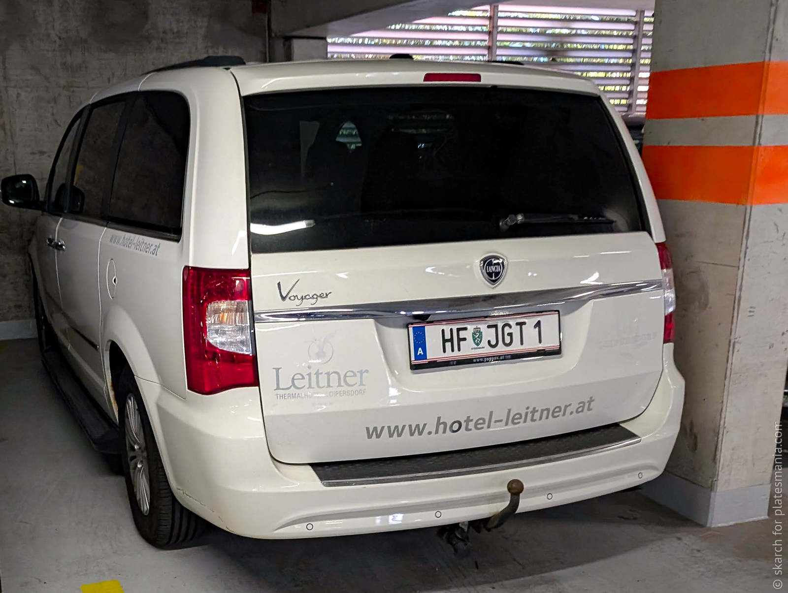 HF JGT 1, Lancia Voyager 1st gen (404), 2011–2015