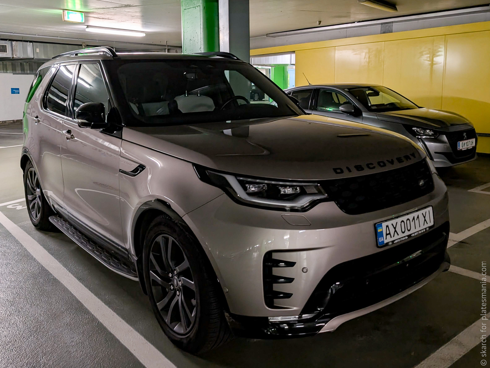 AX 0011 XI, Land Rover Discovery 5th gen (L462), 2017–