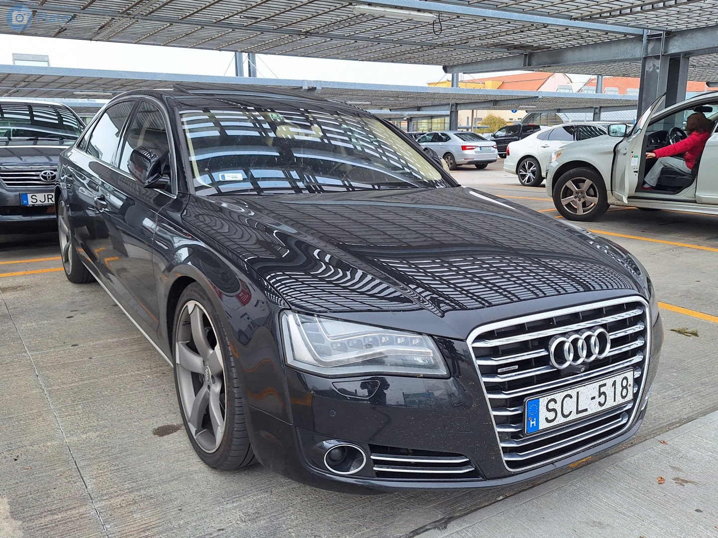 SCL-518, Audi A8 3rd gen (D4/4H), 2009–2013