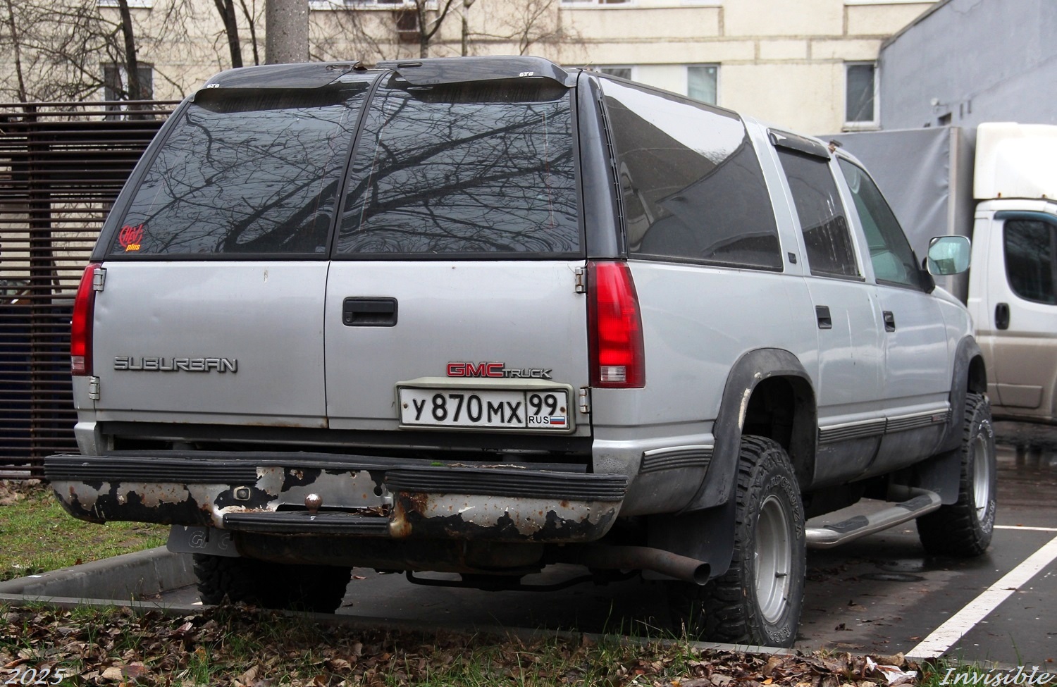 у 870 мх 99, GMC Suburban 8th gen (GMT425), 1991–1999