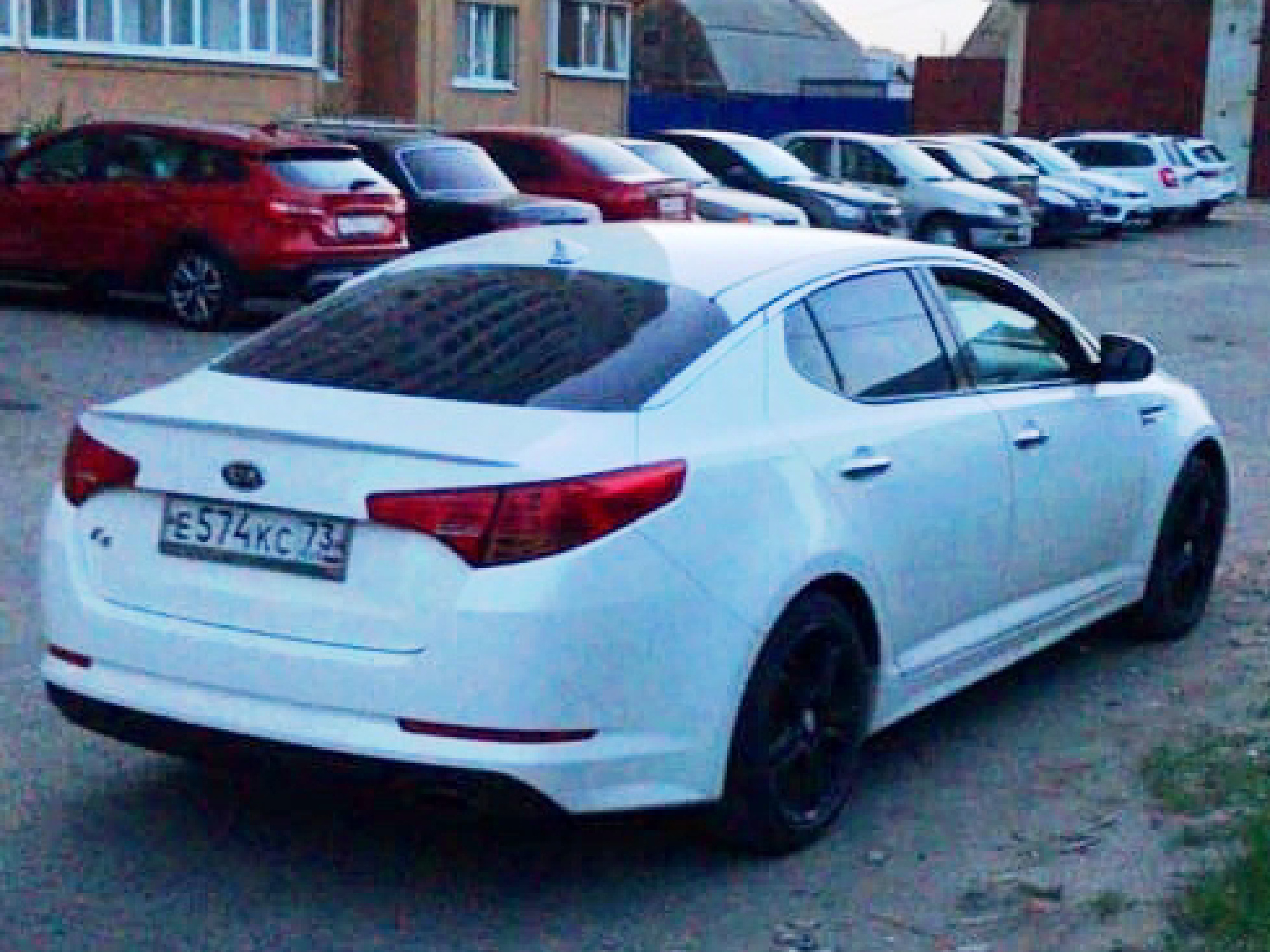 е 574 кс 73, Kia K5 1st gen (TF), 2010–2015