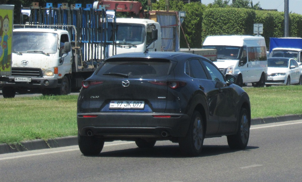 97 JK 097, Mazda CX-30 