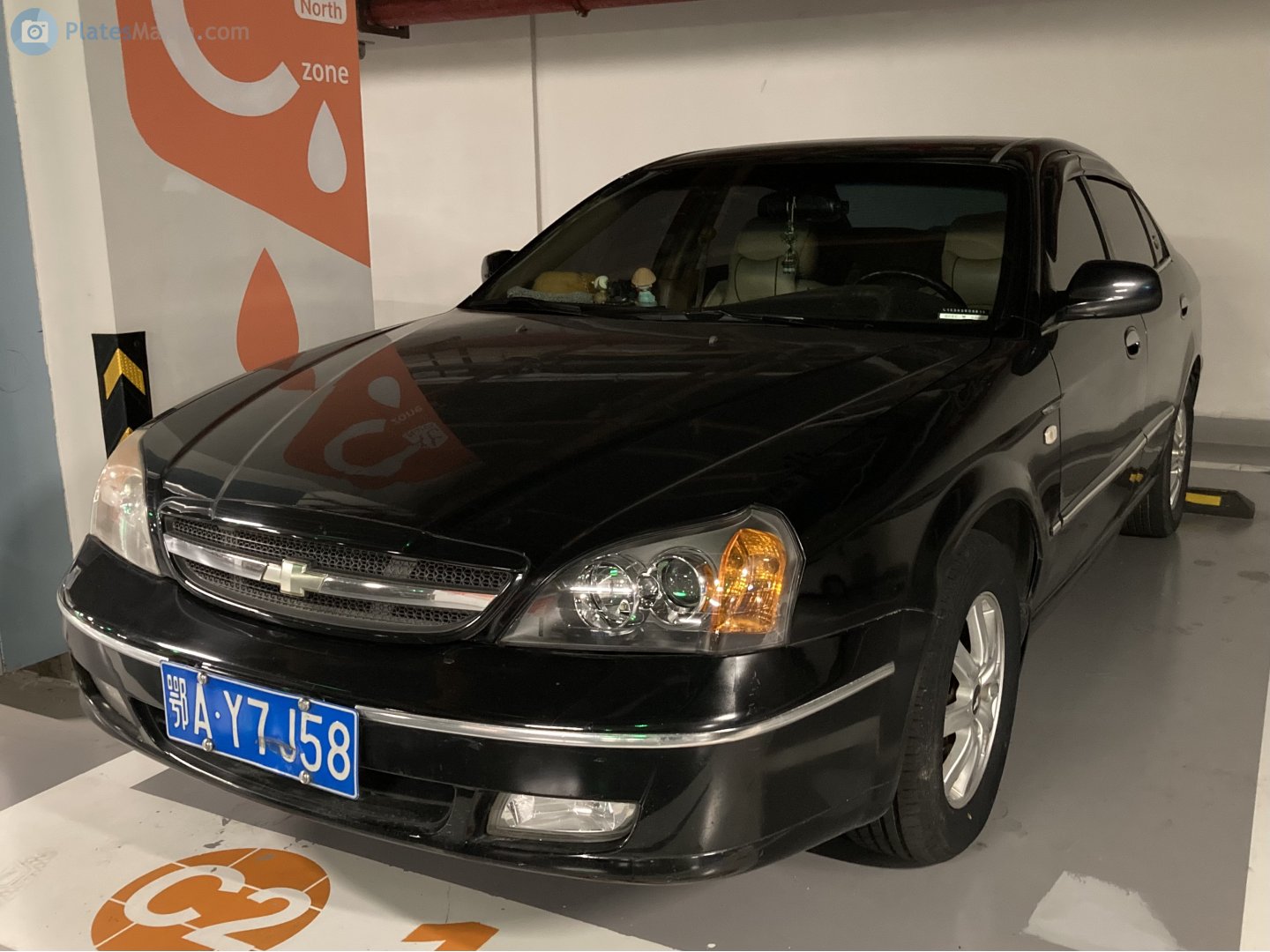 鄂A·Y7J58, Chevrolet Epica 1st gen (V200), 2004–2006