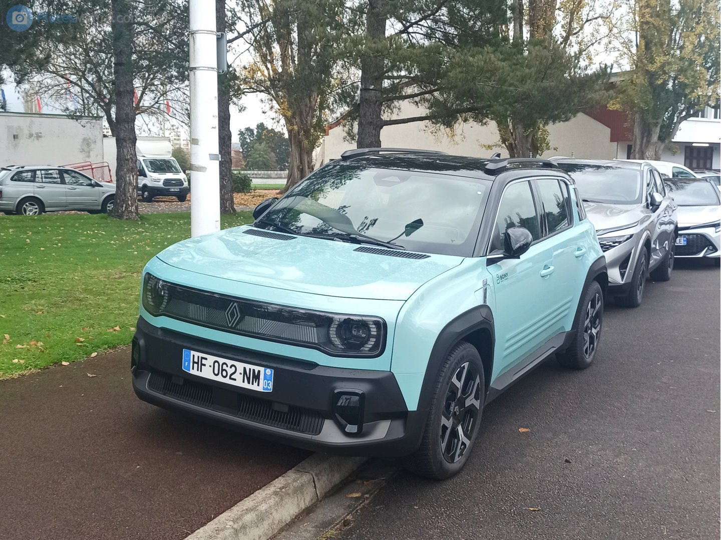 HF-062-NM, Renault 4 2nd gen E-Tech, 2025–