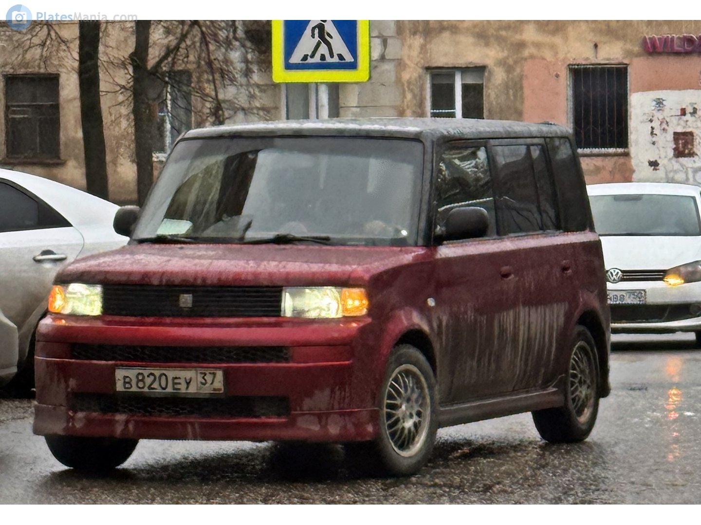 в 820 еу 37, Scion xB 1st gen (XP30), 2003–2006
