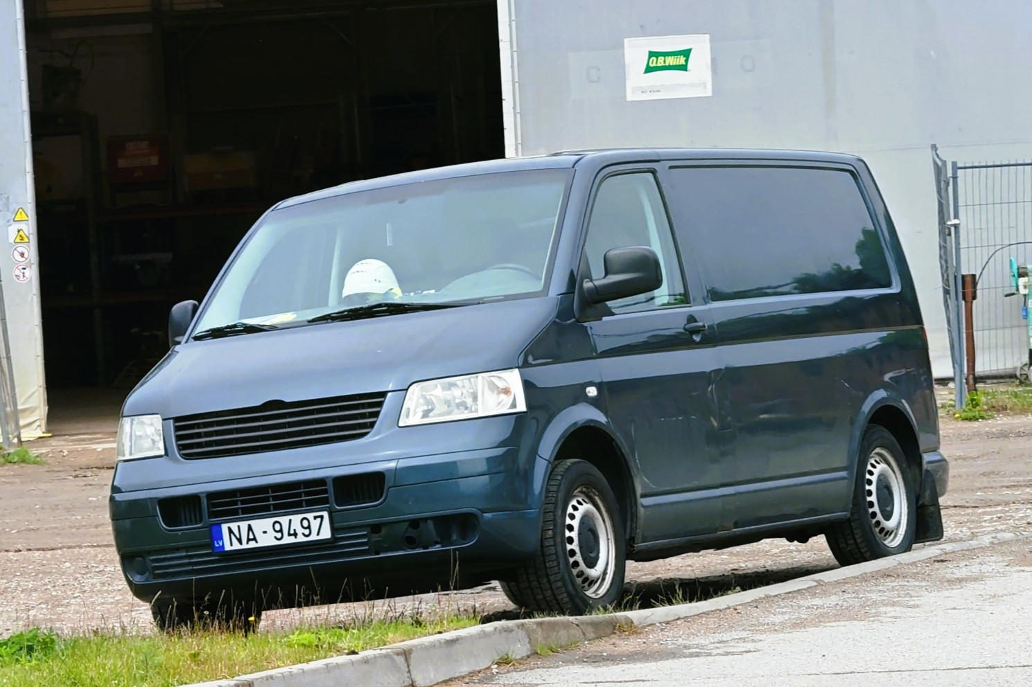 NA-9497, Volkswagen Transporter 5th gen Van (T5) (7E/7H), 2003–2009