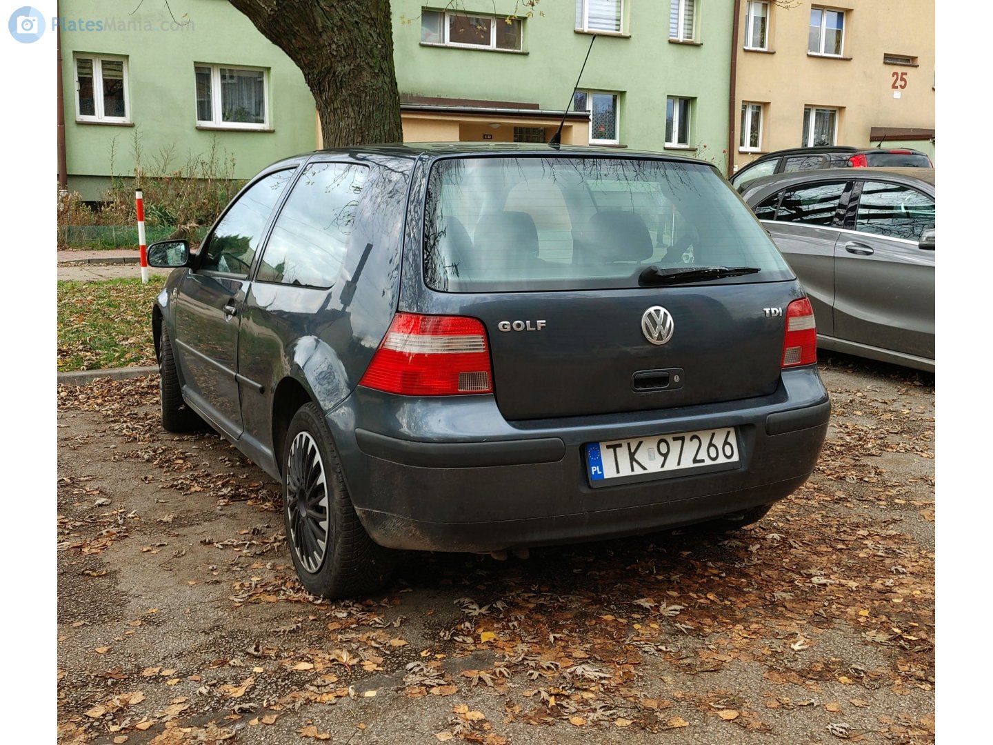 TK 97266, Volkswagen Golf 4th gen 3-door Hatch (1J1), 1997–2003