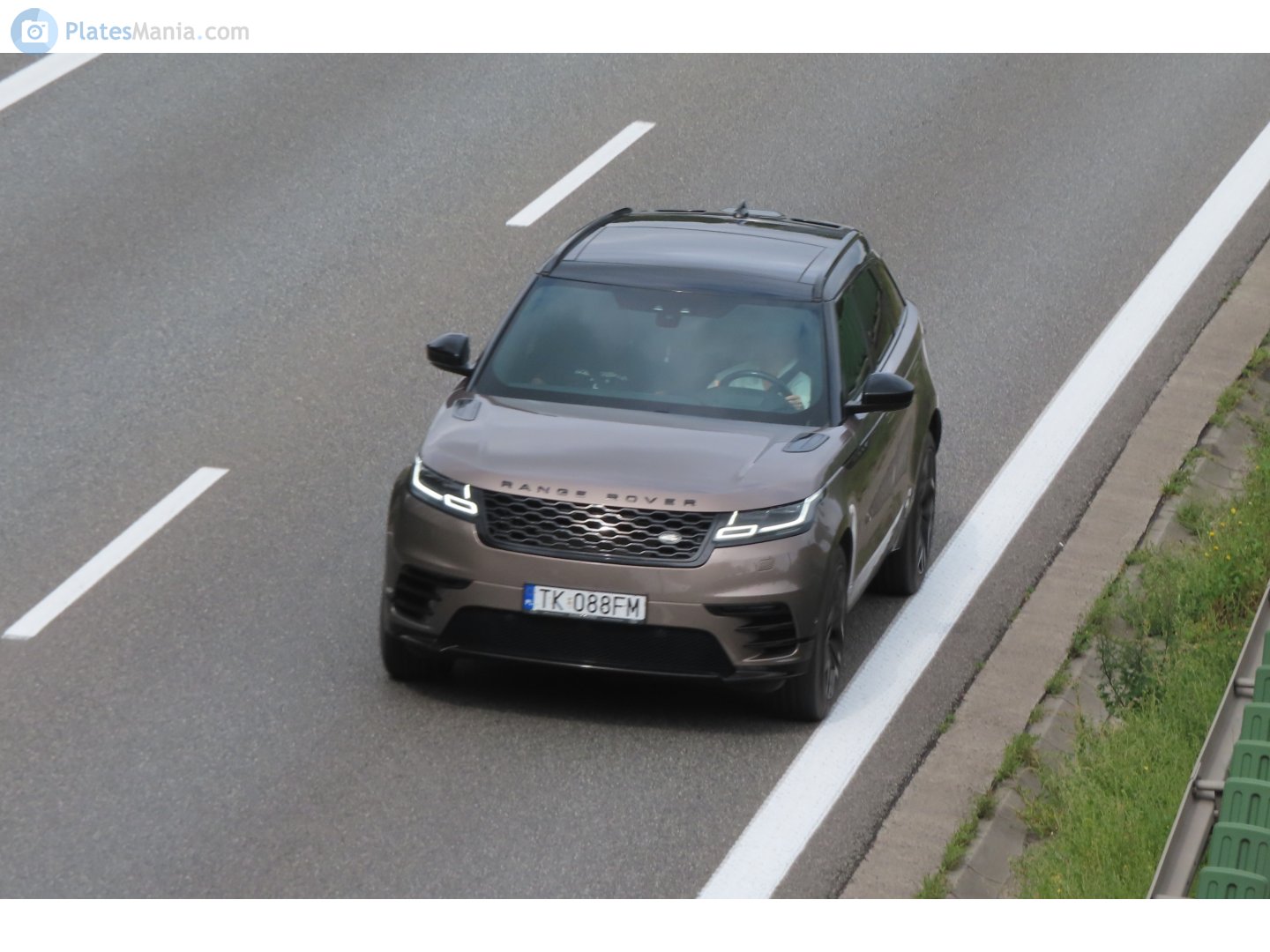 TK 088FM, Land Rover Range Rover Velar 1st gen (L560), 2017–