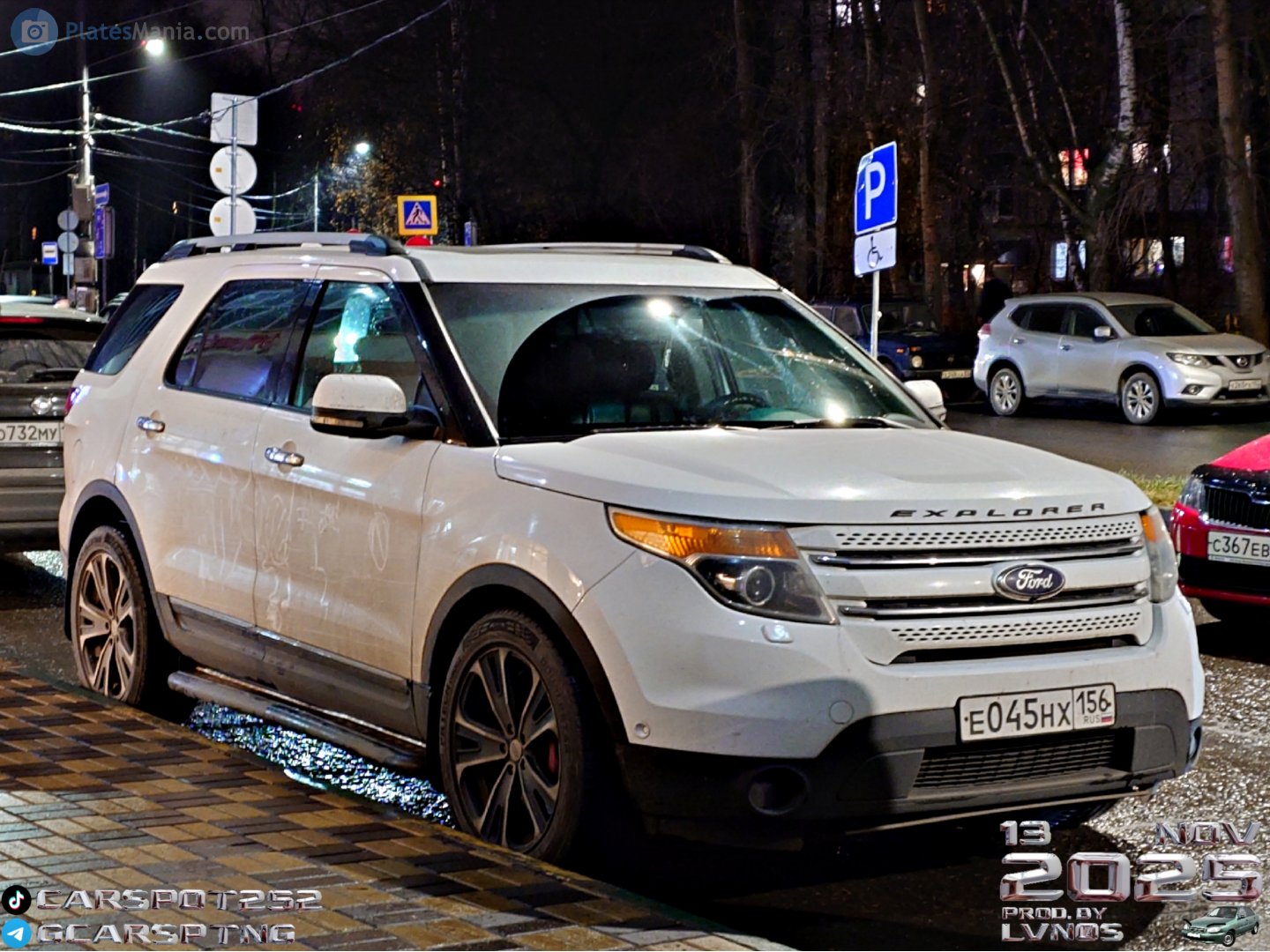 е 045 нх 156, Ford Explorer 5th gen (U502), 2010–2015