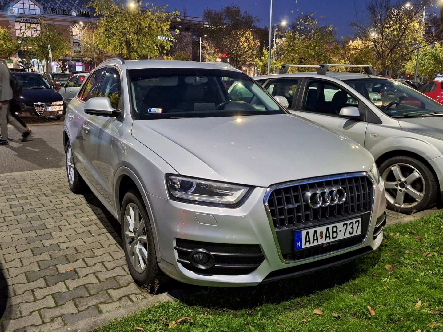 AA AB-737, Audi Q3 1st gen (8UB/8UG), 2011–2018