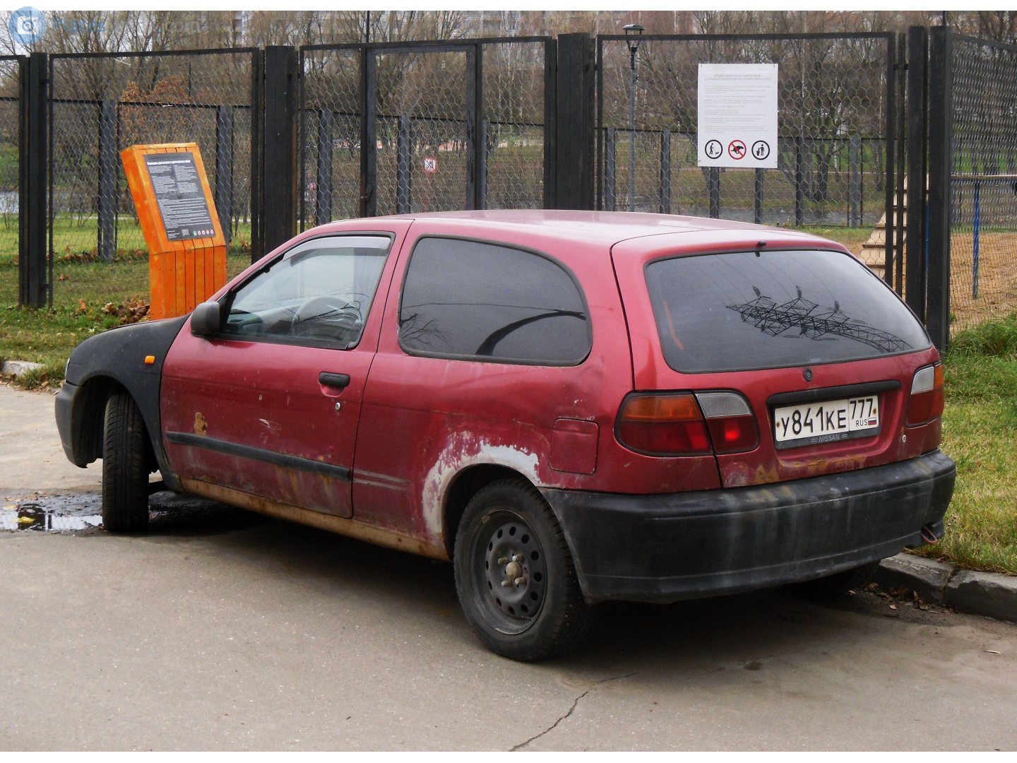 у 841 ке 777, Nissan Almera 1st gen 3-door Hatch (N15), 1995–2000