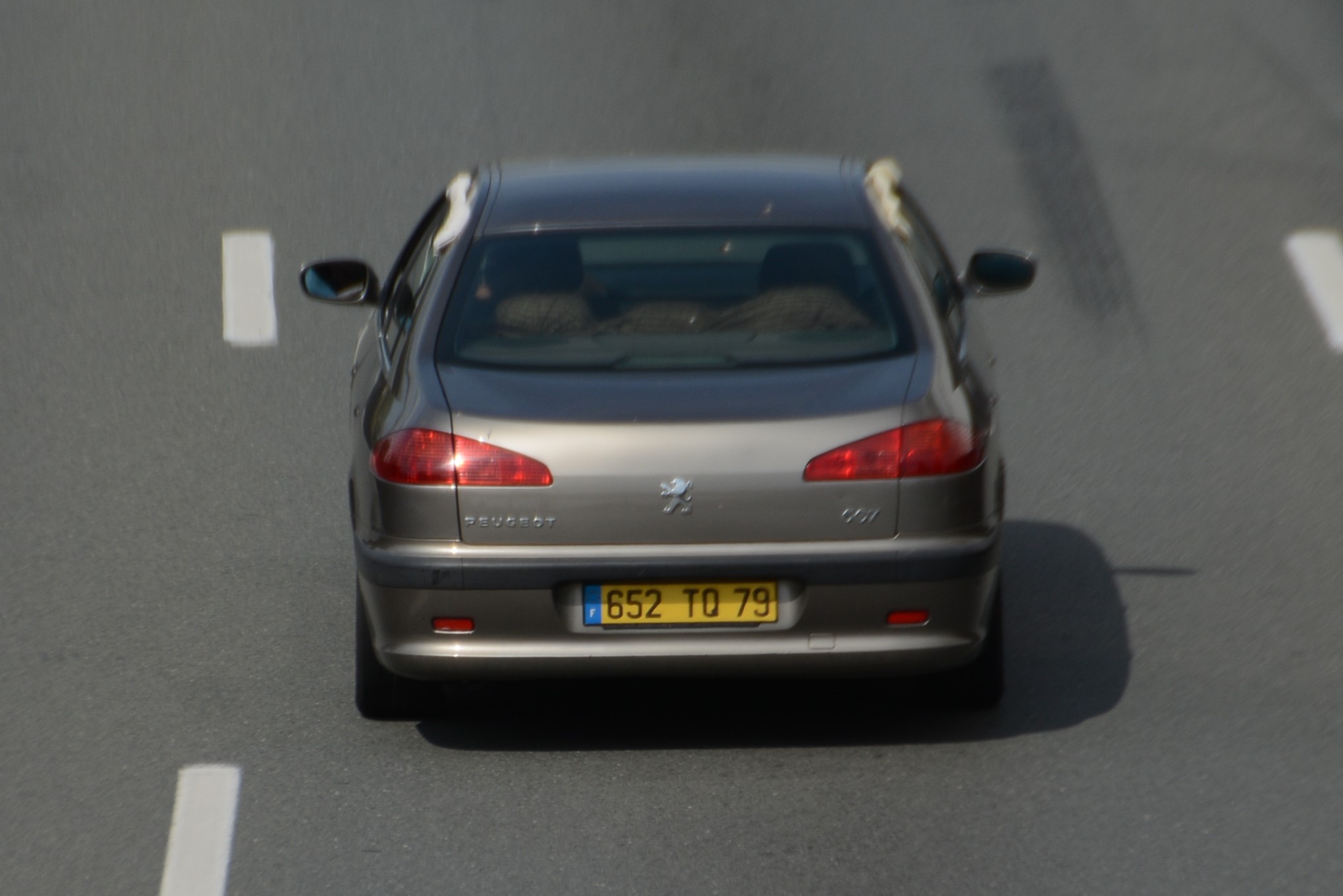 652 TQ 79, Peugeot 607 1st gen (Z8/Z9), 1999–2010