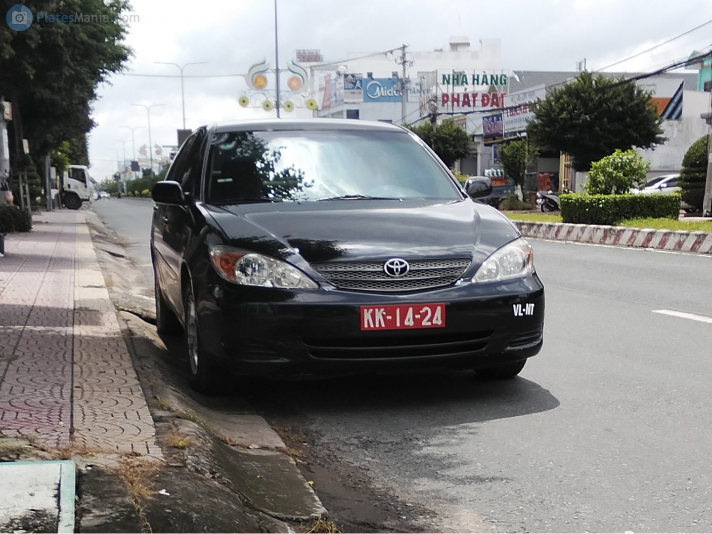 KK-14-24, Toyota Camry 5th gen (XV30), 2001–2006