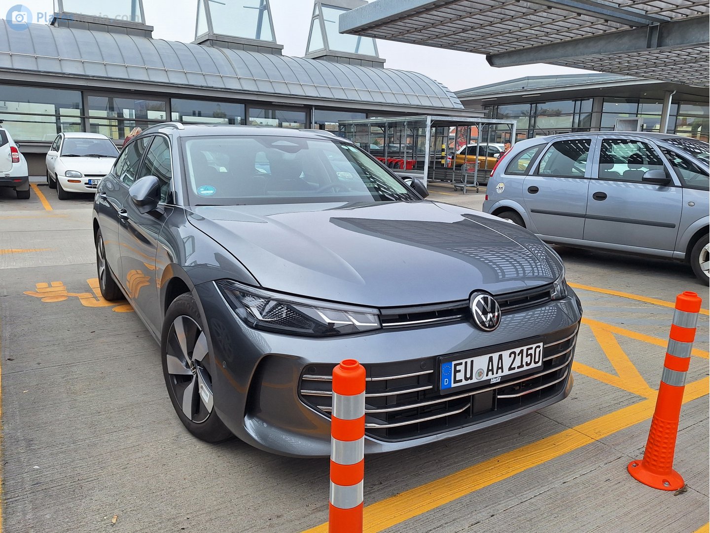 EU AA 2150, Volkswagen Passat 9th gen Variant (B9; 3J), 2023–