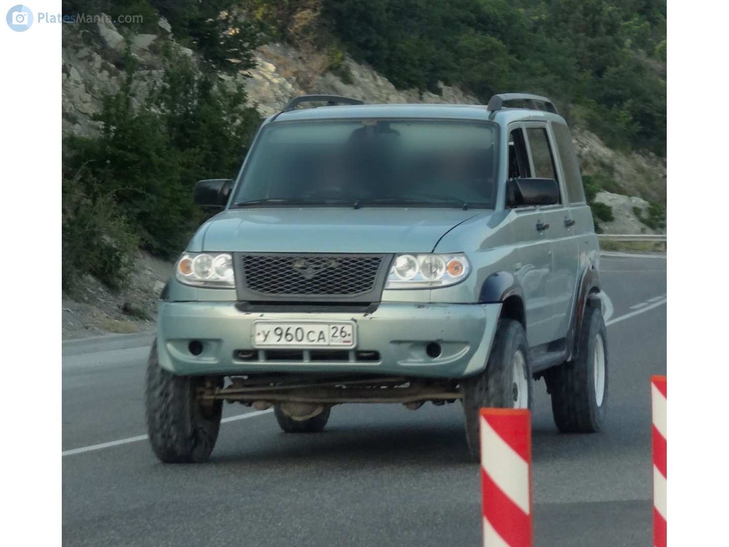 у 960 са 26, UAZ 3163 Patriot 1st gen, 2005­–2014