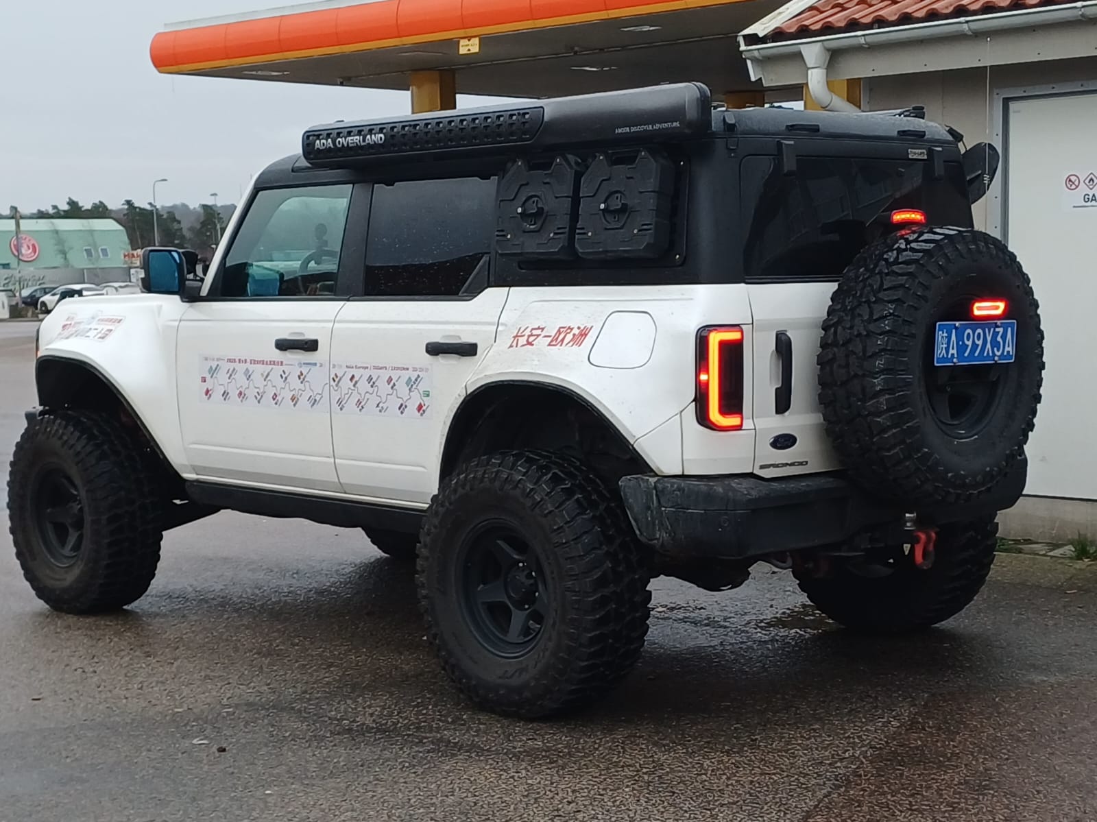 陕A·99X3A, Ford Bronco 6th gen 5-door SUV (U725), 2021–