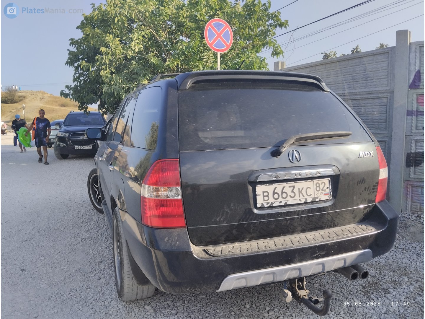 в 663 кс 82, Acura MDX 1st gen (YD1), 2000–2006