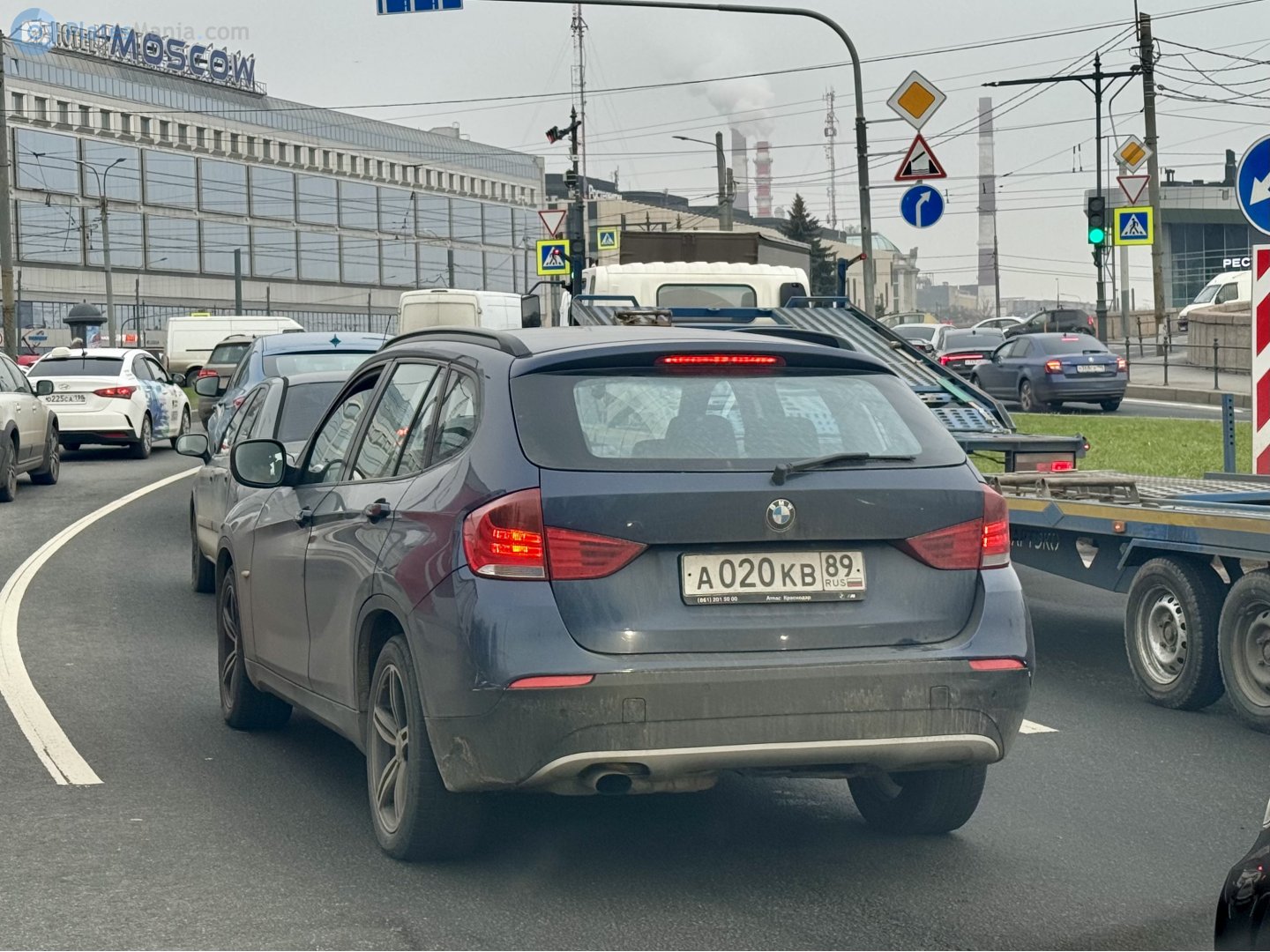 а 020 кв 89, BMW X1 