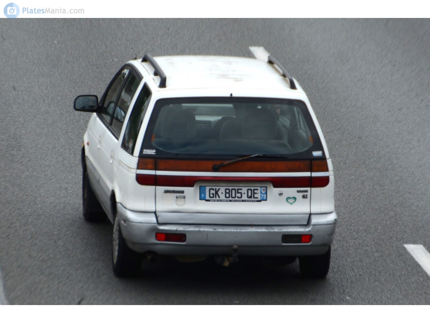 GK-805-QE, Mitsubishi Space Wagon 2nd gen (N30/N40), 1991–1998