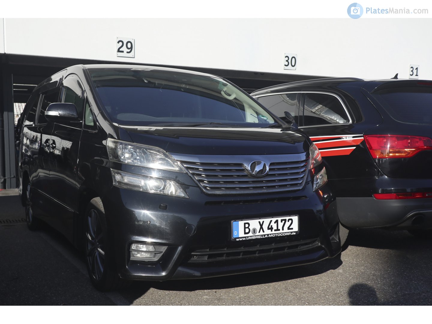 B X 4172, Toyota Vellfire 1st gen (AH20), 2008–2015