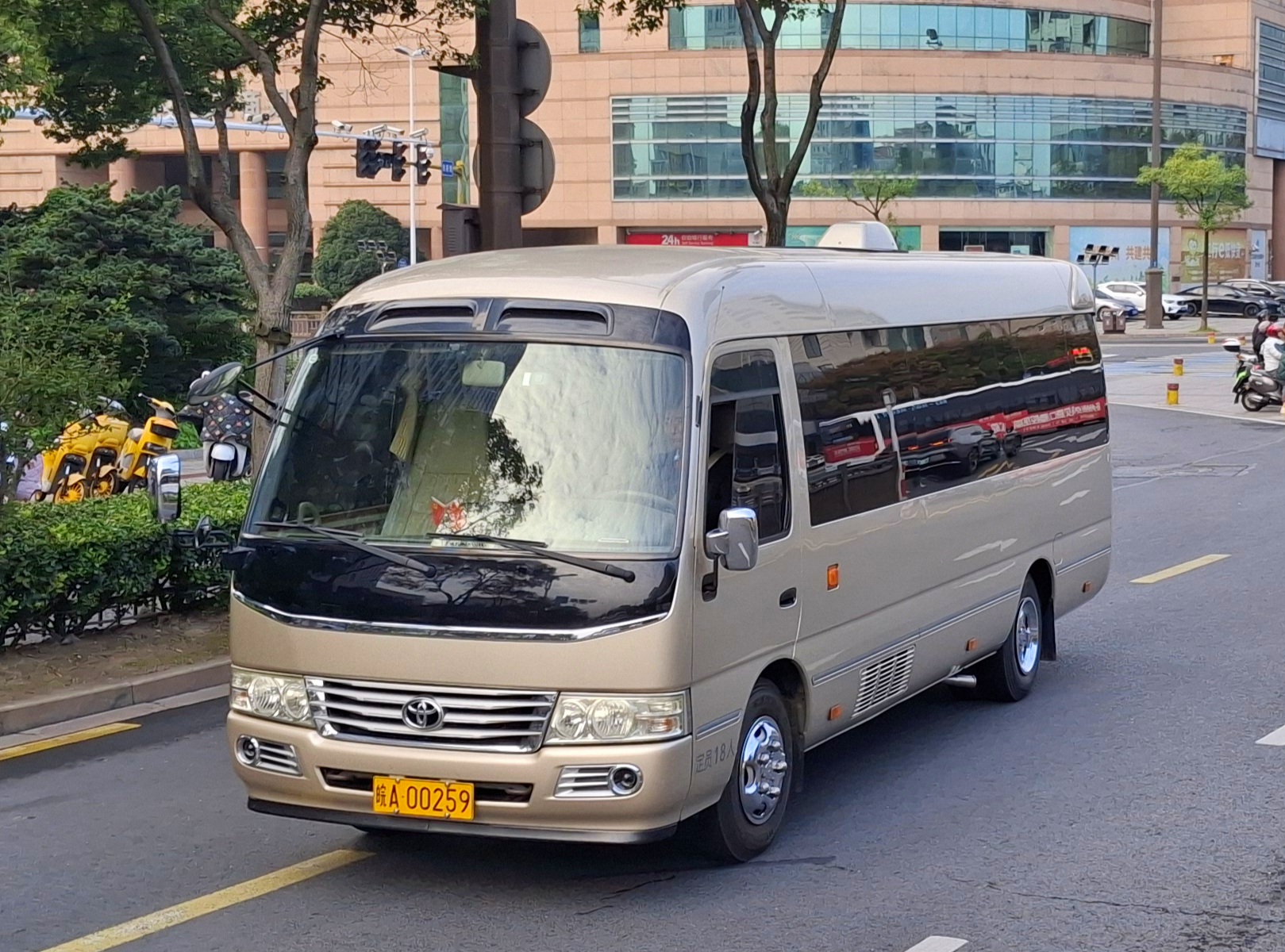 皖A·00259, Toyota Coaster 3rd gen (B40/B50), 1993–2016