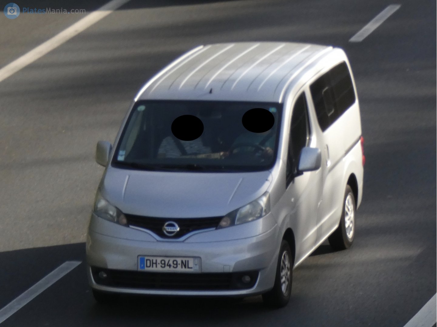 DH-949-NL, Nissan NV200 1st gen (Vanette, Evalia) Passenger Van (M20), 2009–
