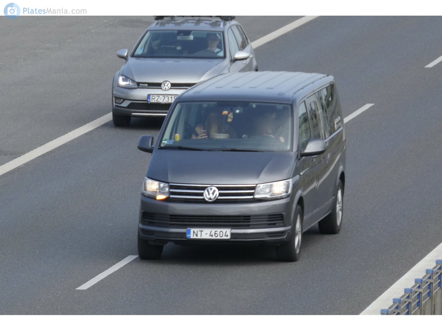 NT-4604, Volkswagen Multivan 