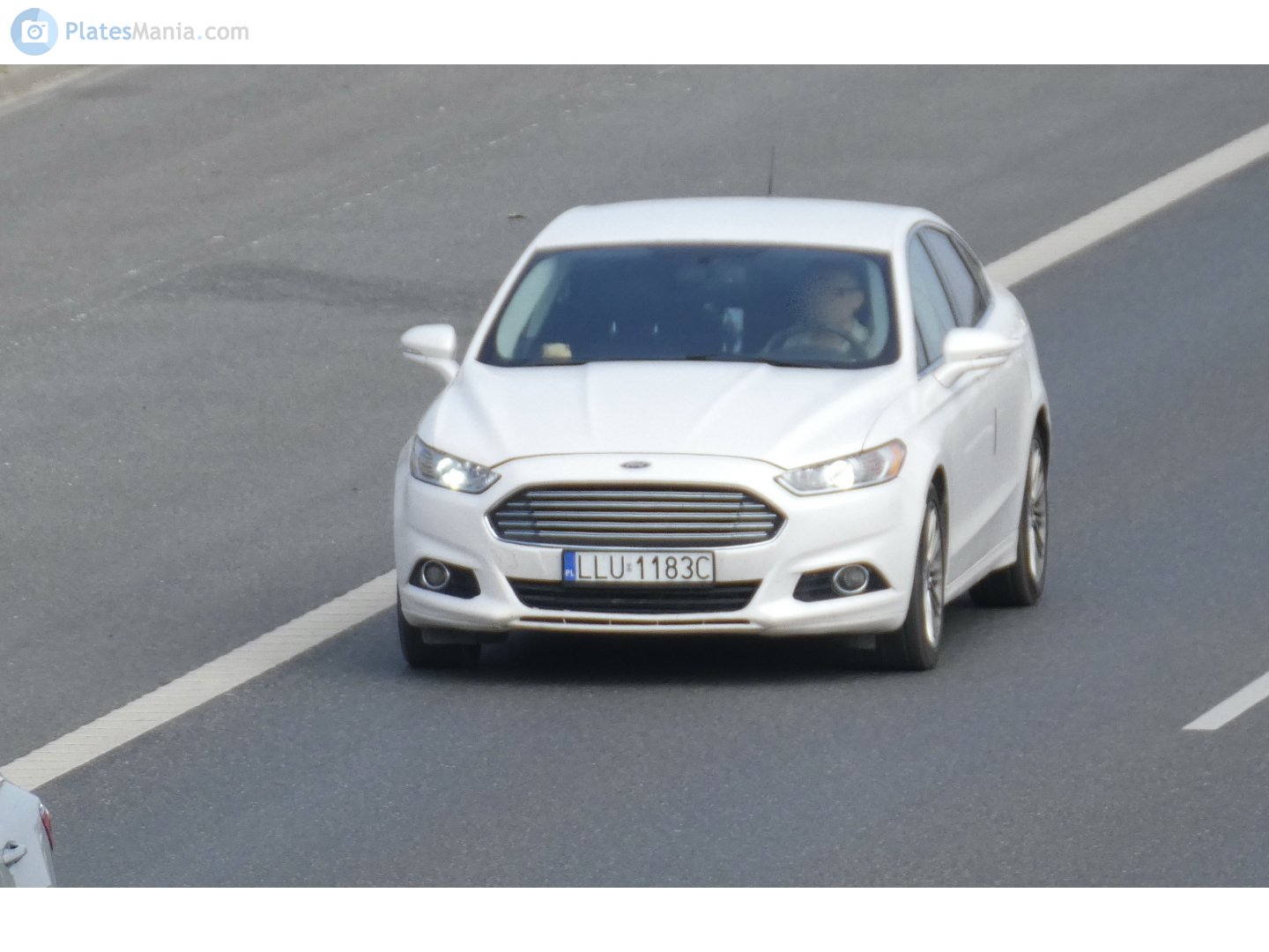 LLU 1183C, Ford Mondeo 4th gen Sedan/Liftback (Mk5; CD391), 2014–2019