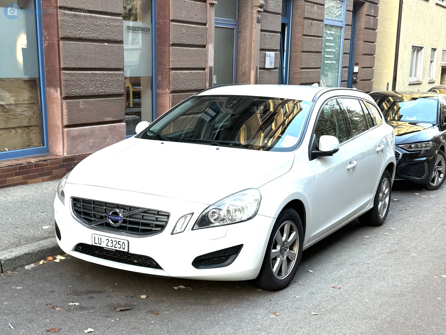LU 23250, Volvo V60 