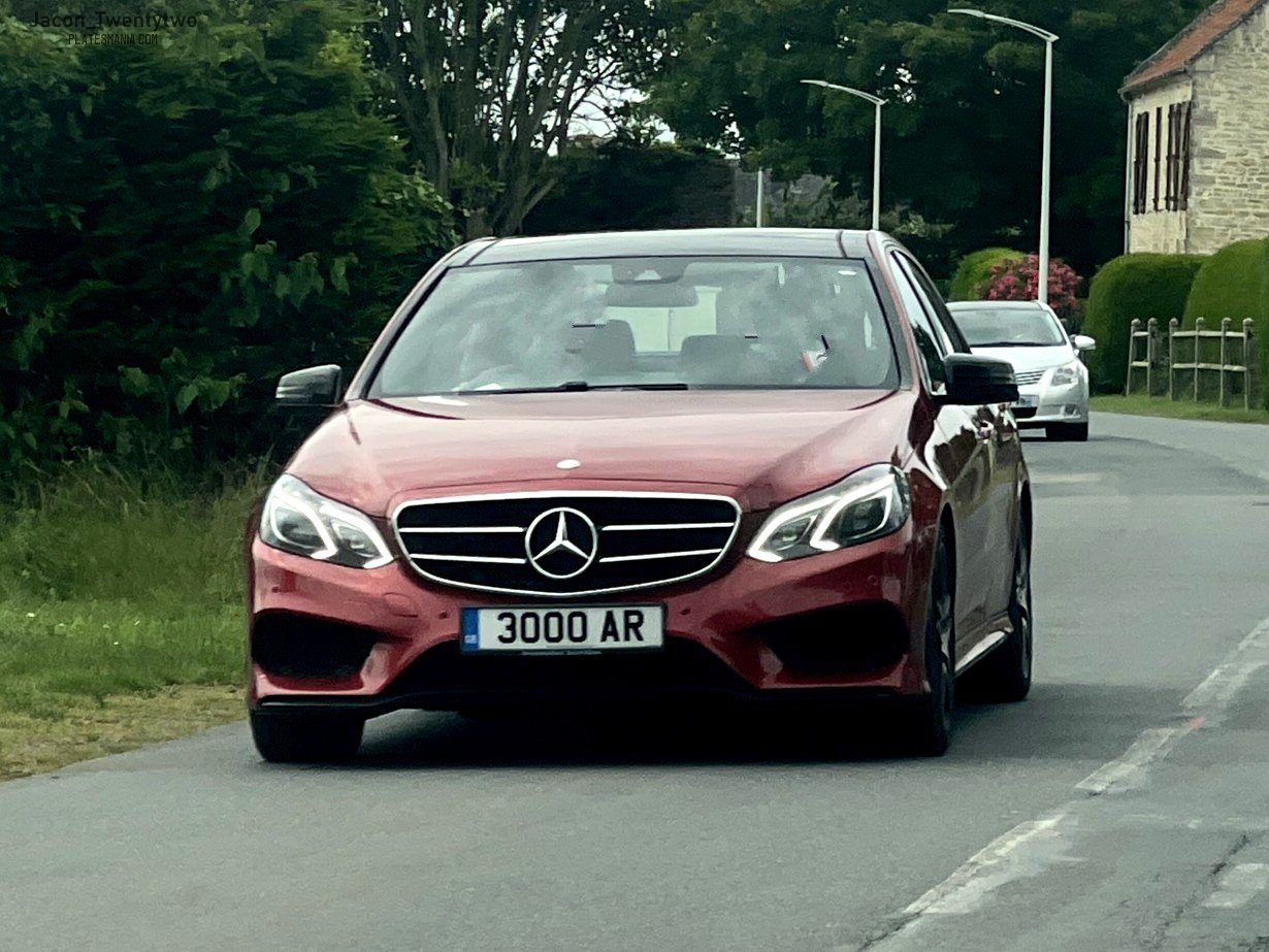 3000AR, Mercedes-Benz E-Klasse 4th gen Sedan (W212), facelift, 2013­–2016