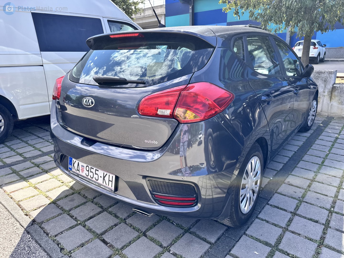 KA 955-KH, Kia Ceed 2nd gen cee'd 5-door Hatch (JD), 2012–2018