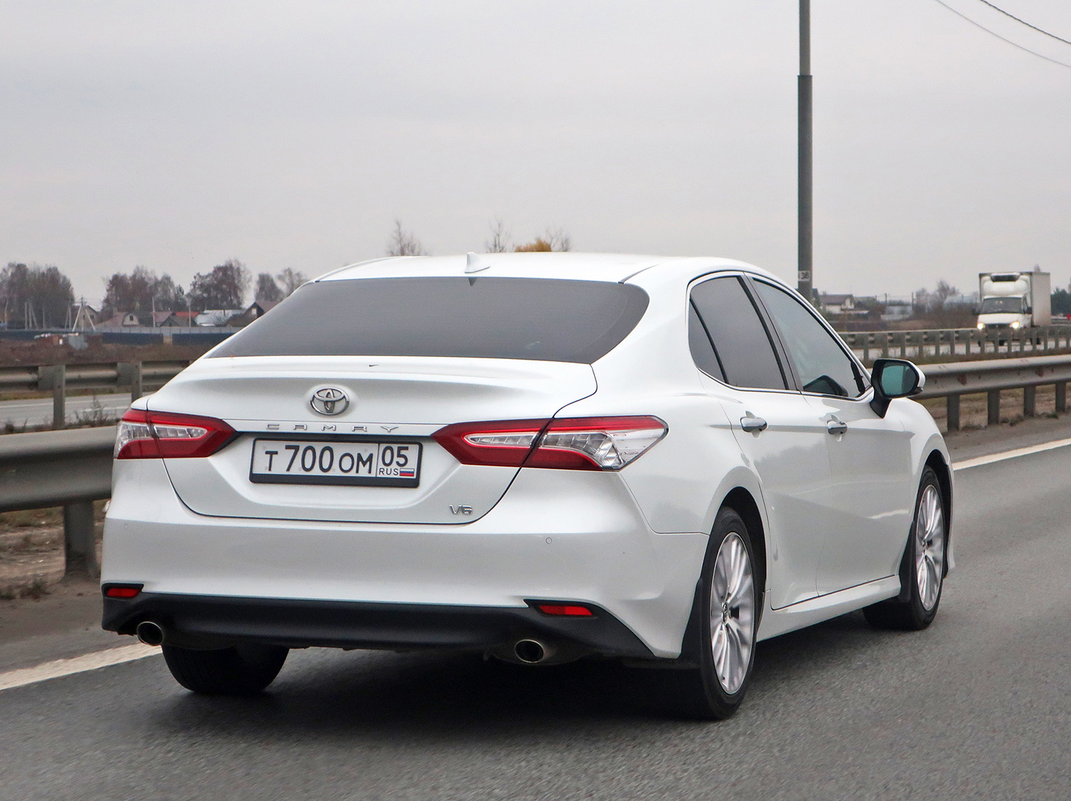 т 700 ом 05, Toyota Camry 8th gen (XV70), 2017–