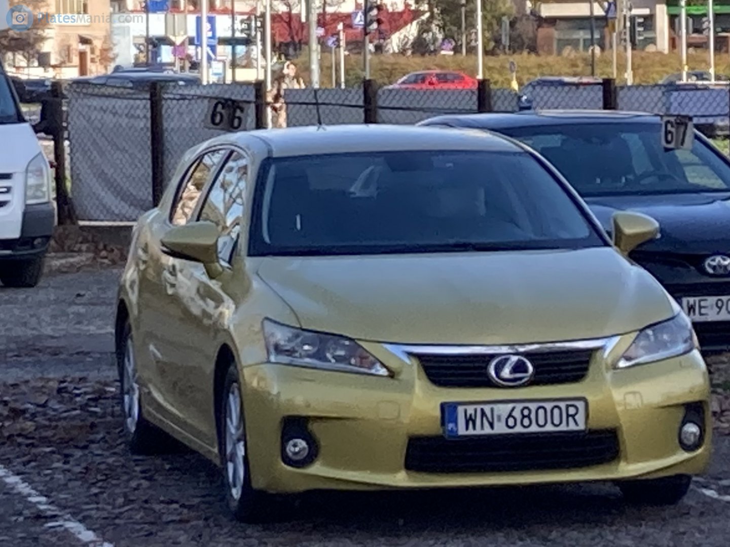 WN 6800R, Lexus CT 