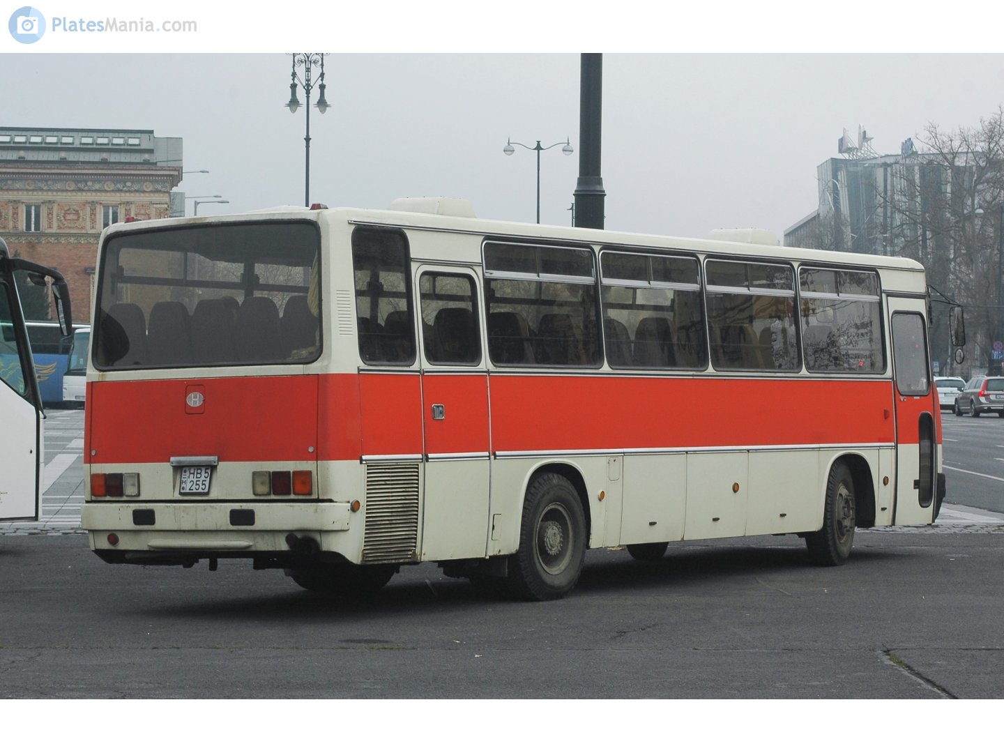 HB 52-55, Ikarus 256 