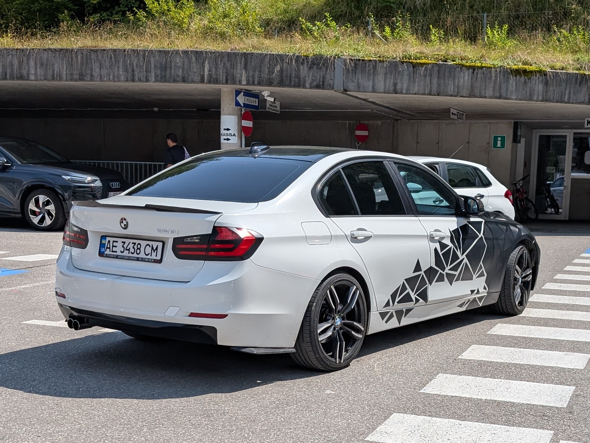 AE 3438 CM, BMW 3 Series 6th gen Sedan (F30/F35), 2011–2019