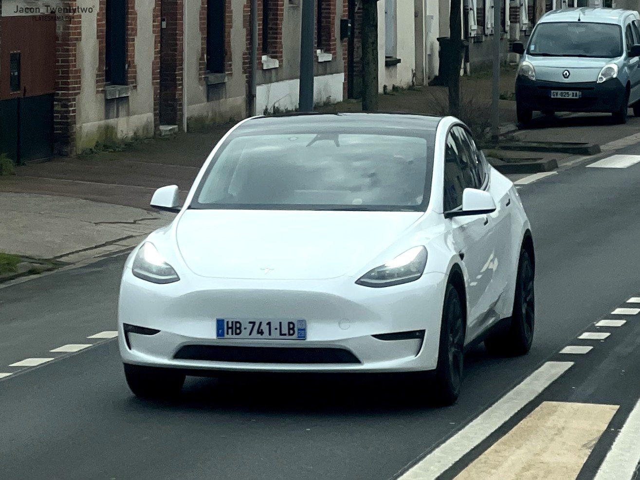 HB-741-LB, Tesla Model Y 1st gen (5YJY), 2020–2025