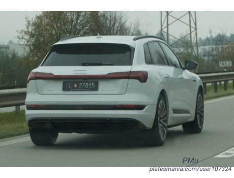 FL 27015, Audi Q8