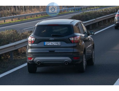 IF AJ 982, Ford Kuga