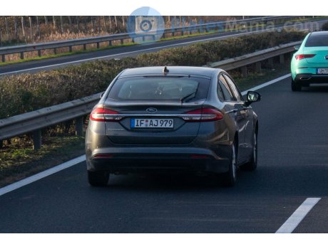 IF AJ 979, Ford Mondeo