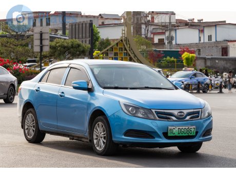 豫C·DG0867, BYD e5