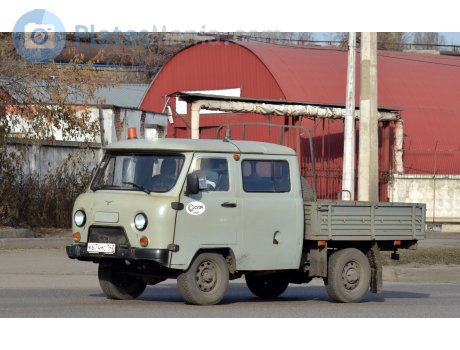 к674мс142, UAZ 452