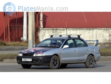 у888рв142, Mitsubishi Carisma